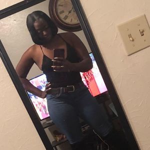 Meet your Posher, Joniece